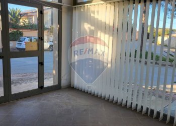 Ricezione / Lobby - Commercial Premises Via Caravaglios
 
46, Castelvetrano - photo 4