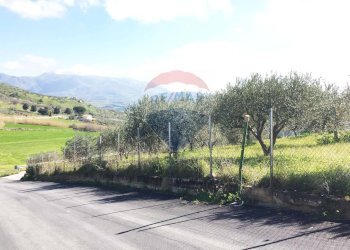 Vista delle montagne - Terreno agricolo Contrada Bagni Crisiola
 
snc, Marineo - foto 23