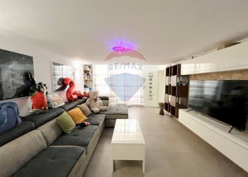 Soggiorno - Quadrilocale Corso Nicola Terracciano
 
40, Pozzuoli - foto 4