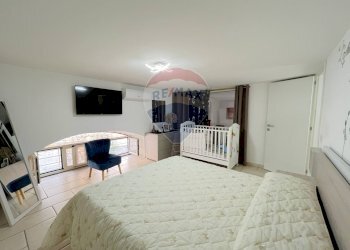 Camera / camera da letto - Quadrilocale Corso Nicola Terracciano
 
40, Pozzuoli - foto 13