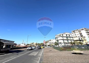 Edificio all\'aperto - Quadrilocale Corso Nicola Terracciano
 
40, Pozzuoli - foto 25