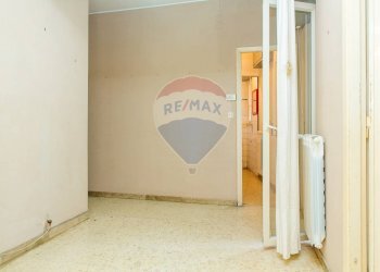 Stanza vuota - Quadrilocale Via Eleonora D'Angiò
 
46, Catania - foto 9