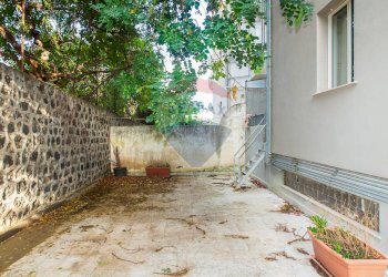 Terrazza - Quadrilocale Via Eleonora D'Angiò
 
46, Catania - foto 15