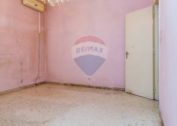 Stanza vuota - Quadrilocale Via Eleonora D'Angiò
 
46, Catania - foto 23