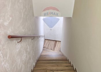 Scale - Casa indipendente Via Guglielmo Oberdan
 
33, Paterno - foto 33