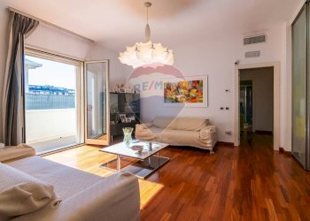 Soggiorno - Trilocale VIA BATTELLO, Catania - foto 4