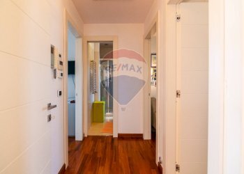 Hall / corridoio - Trilocale VIA BATTELLO, Catania - foto 10