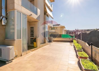 Terrazza - Trilocale VIA BATTELLO, Catania - foto 21