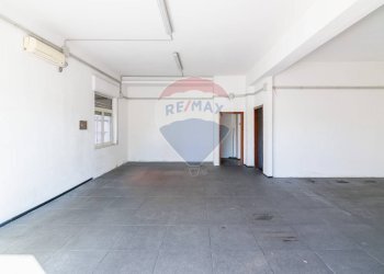 Stanza vuota - Commercial Premises Via Lo Jacono Francesco
63/65, Sant'Agata Li Battiati - photo 5