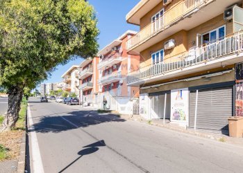 Edificio all\'aperto - Commercial Premises Via Lo Jacono Francesco
63/65, Sant'Agata Li Battiati - photo 16