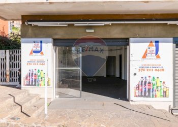 Edificio all\'aperto - Commercial Premises Via Lo Jacono Francesco
63/65, Sant'Agata Li Battiati - photo 18