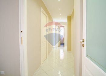 Hall / corridoio - Appartamento Via Bethancourt
 
1, Catania - foto 4