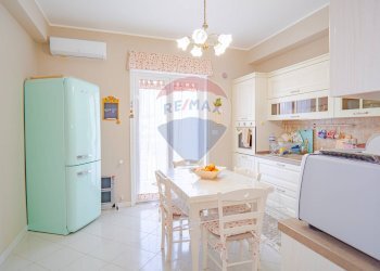 Cucina - Appartamento Via Bethancourt
 
1, Catania - foto 9