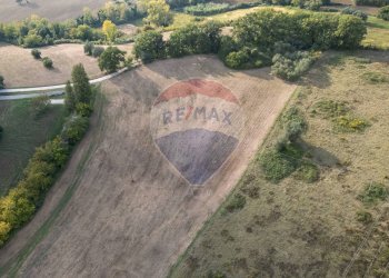 Vista drone S/Est 01 - Terreno agricolo Via Giardino Campioli 10
snc, Terre Roveresche - foto 3