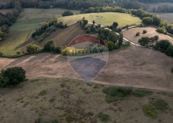 Vista drone Est 02 - Terreno agricolo Via Giardino Campioli 10
snc, Terre Roveresche - foto 15