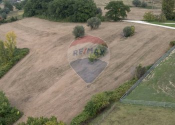 Vista drone Ovest 05 - Terreno agricolo Via Giardino Campioli 10
snc, Terre Roveresche - foto 17