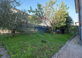 Giardino - Trilocale Cupramontana - foto 11