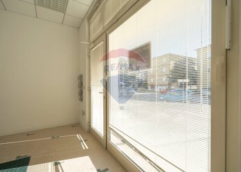 Stanza vuota - Shop Via San Francesco
 
89E, Jesi - photo 3