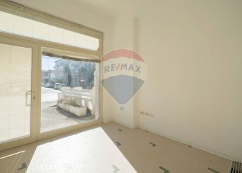 Stanza vuota - Shop Via San Francesco
 
89E, Jesi - photo 15