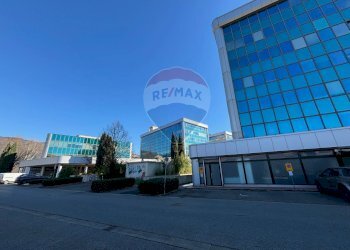 Edificio all\'aperto - Ufficio Prato - foto 2