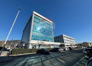 Edificio all\'aperto - Ufficio Prato - foto 3