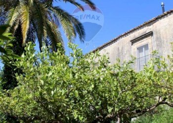 Edificio all\'aperto - Casa indipendente Contrada Ponte, Chiaramonte Gulfi - foto 5