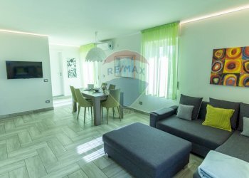 Sala da pranzo - Trilocale via san marco, Calatabiano - foto 1