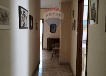 Hall / corridoio - Appartamento via Bachelet
 
7, Adrano - foto 13