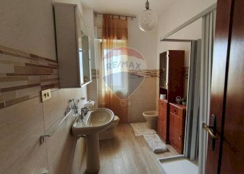 Bagno - Appartamento via Bachelet
 
7, Adrano - foto 35