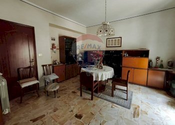 Sala da pranzo - Appartamento via Bachelet
 
7, Adrano - foto 40