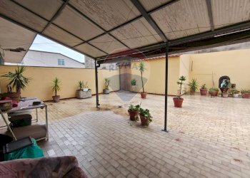 Terrazza - Appartamento via Bachelet
 
7, Adrano - foto 43