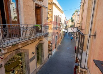Edificio all\'aperto - Quadrilocale Corso Umberto
 
198, Taormina - foto 26