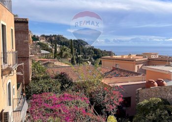 Balcone - Quadrilocale Corso Umberto
 
198, Taormina - foto 28
