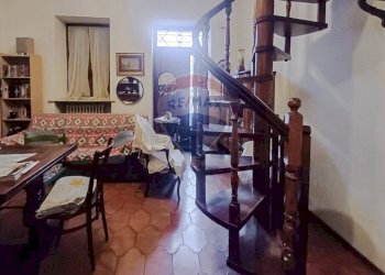 Scale - Independent house Via Beia
 
68, Rosasco - photo 1