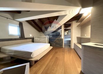 Camera / camera da letto - Trilocale Via Sant'Anna
 
26, Arese - foto 25