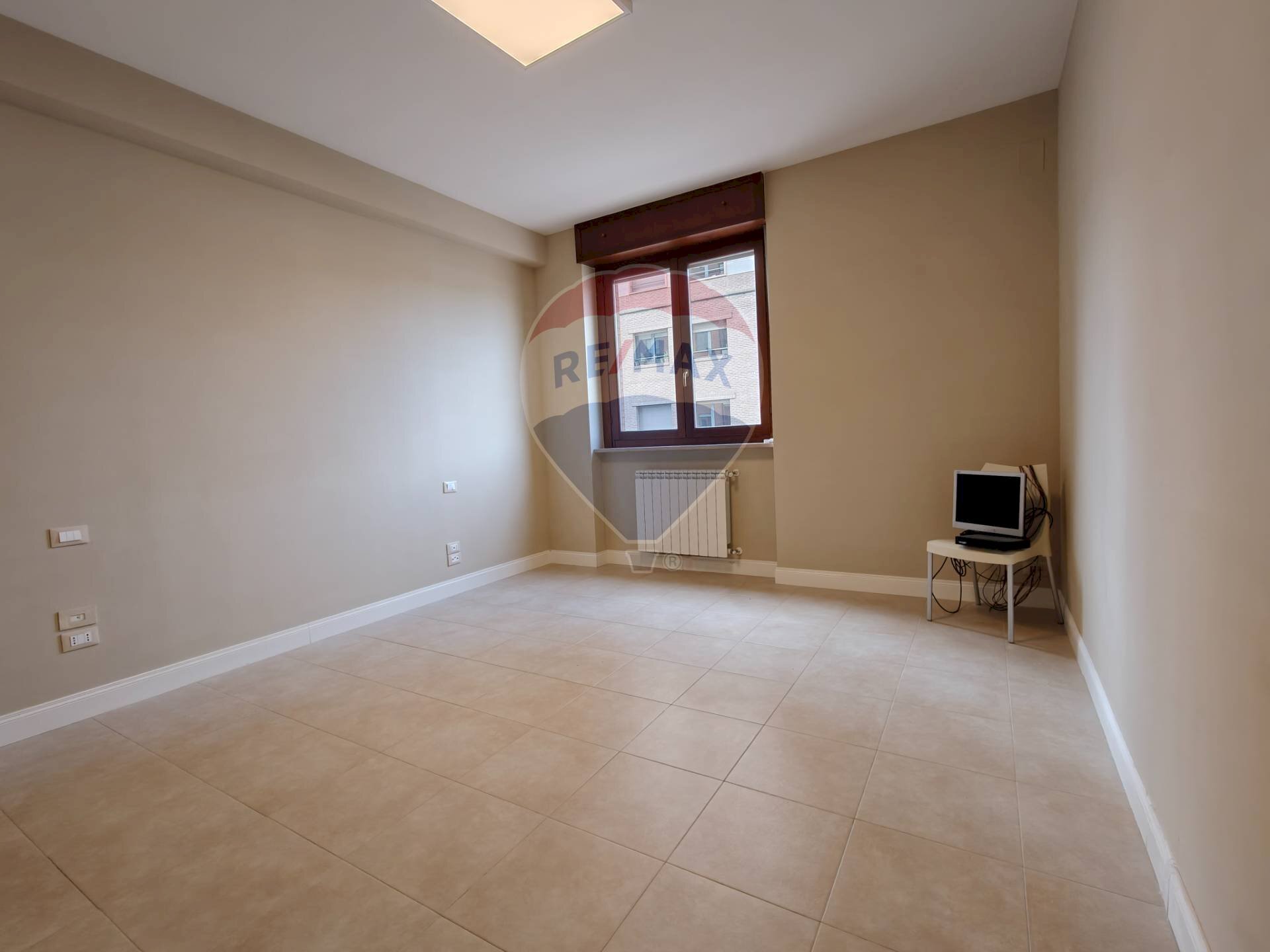 Stanza vuota - Quadrilocale Via Antonio Gramsci
 
107, Foggia - foto 3