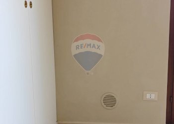 Stanza vuota - Quadrilocale Via Antonio Gramsci
 
107, Foggia - foto 16