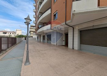 Edificio all\'aperto - Quadrilocale Via Antonio Gramsci
 
107, Foggia - foto 30