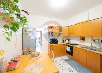 Cucina - Quadrilocale Via Nello Catellani
 
3, Guastalla - foto 4