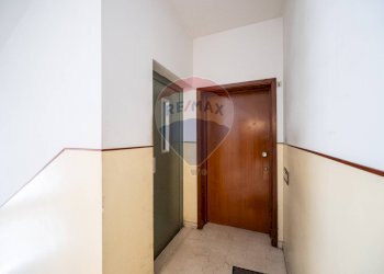 Hall / corridoio - Quadrilocale Via Nello Catellani
 
3, Guastalla - foto 32