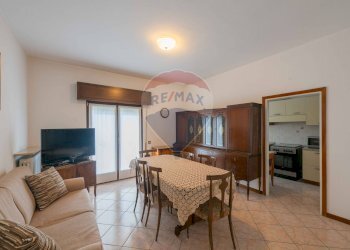 Sala da pranzo - Trilocale Curno - foto 8