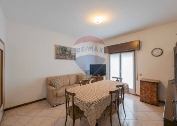 Sala da pranzo - Trilocale Curno - foto 9