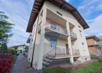 Edificio all\'aperto - Trilocale Curno - foto 28