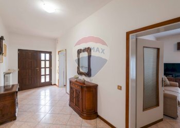 Hall / corridoio - Trilocale Curno - foto 33