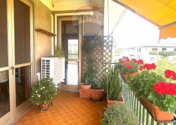 Terrazza - Casa semi indipendente via torino
 
17, Caltignaga - foto 5