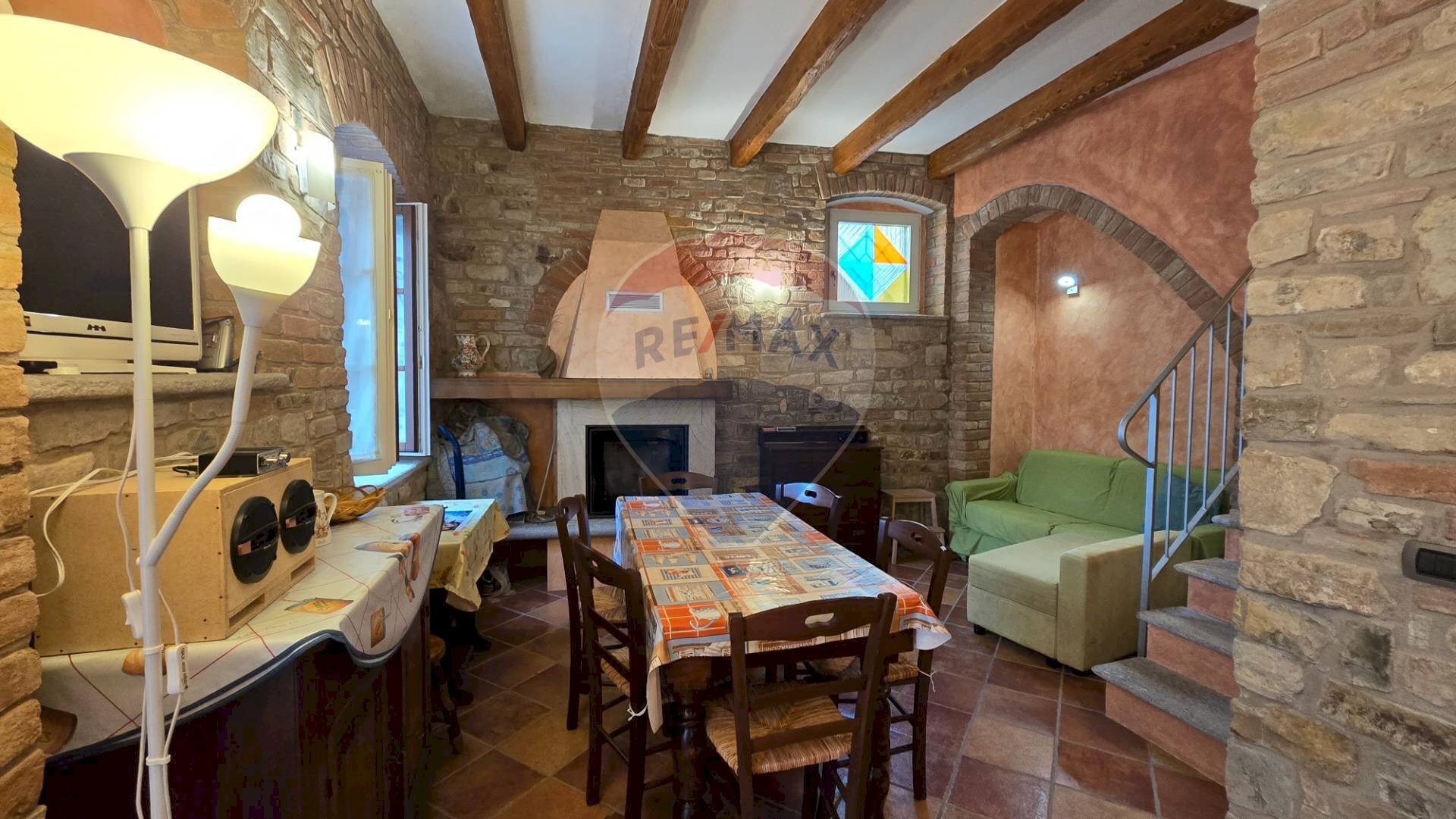 Sala da pranzo - Casa semi indipendente Rovescala - foto 1