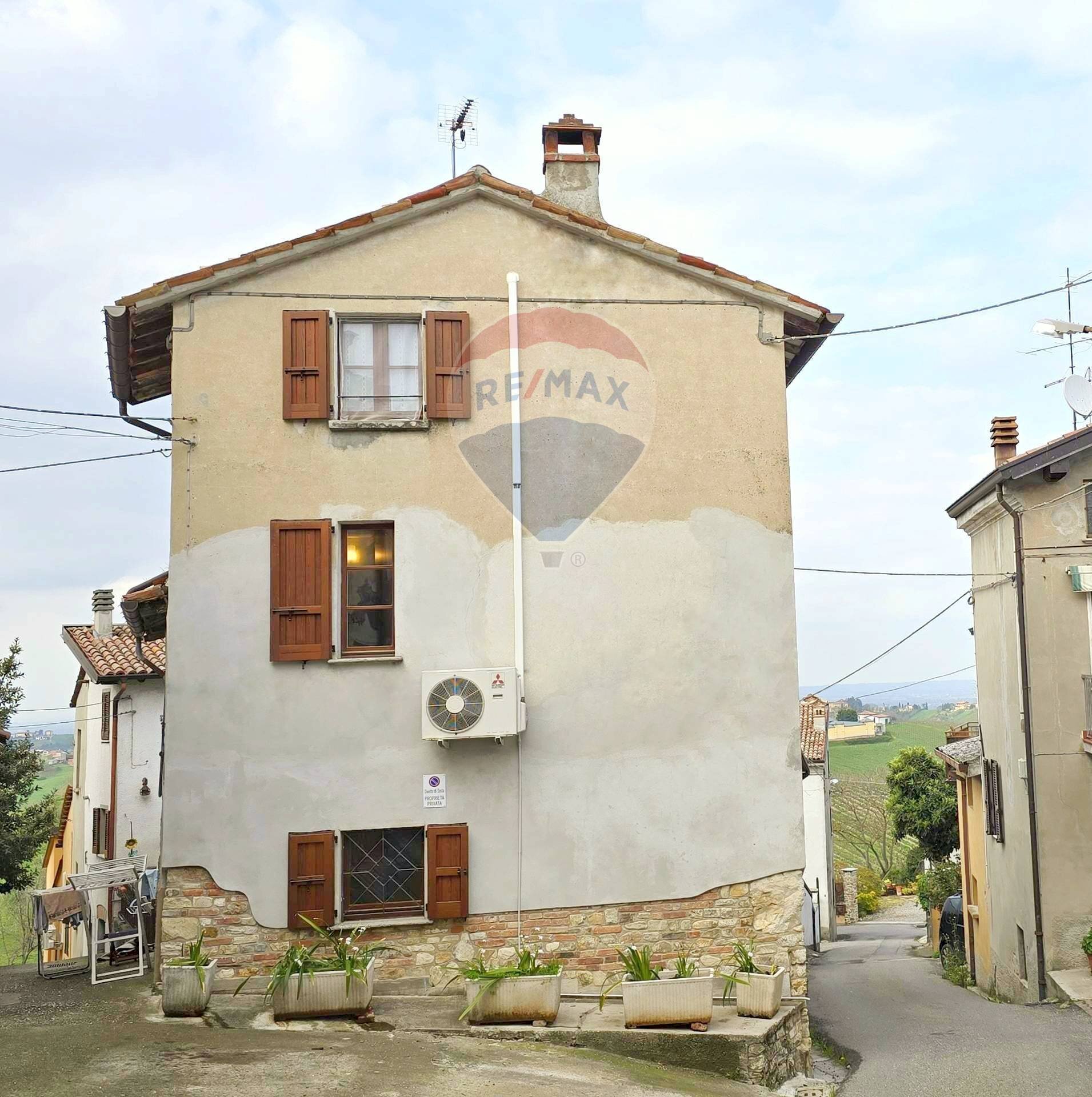 Casa all\'aperto - Casa semi indipendente Macallè
 
33, Rovescala - foto 1