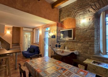 Sala da pranzo - Casa semi indipendente Rovescala - foto 7