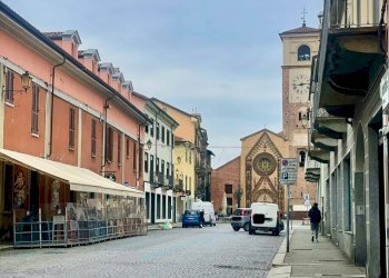 Foto 3 - Negozio Via Po
5, Chivasso - foto 3