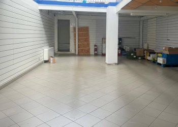 Foto 7 - Negozio Via Po
5, Chivasso - foto 6